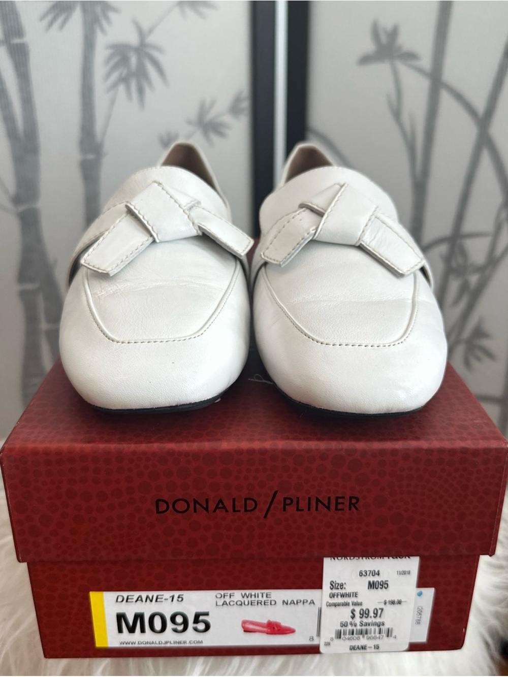 Donald J Pliner White Leather Bow Loafers Flats Women’s 9.5
